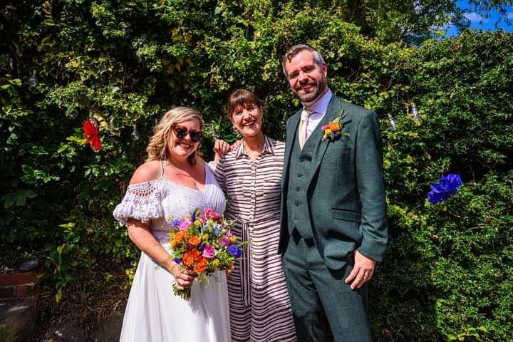 Wendy Weavin | Celebrant | Weddings